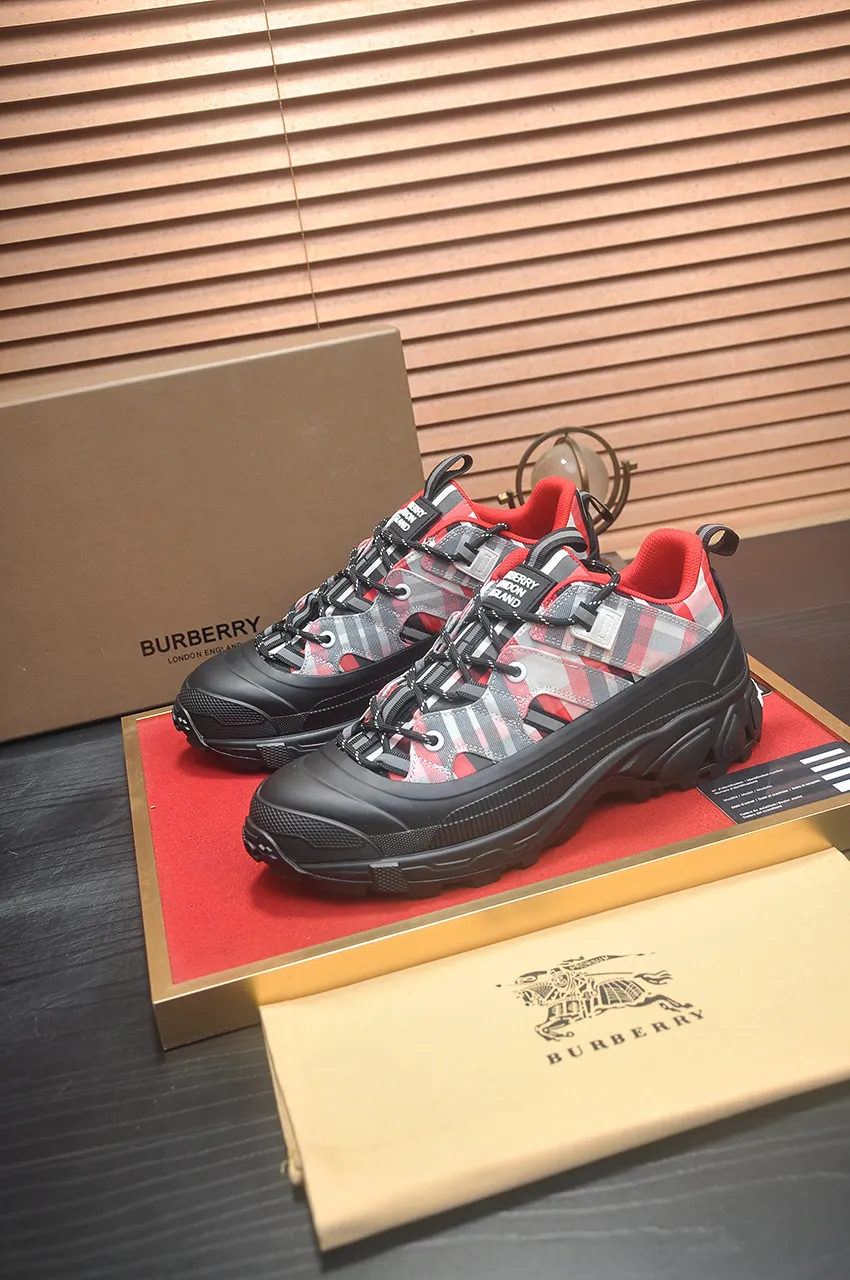 Men's shoes 💰640💶[Burberry] (cowhide lining) classic low-top sneakers｜Imported cowhide with classic plaid fabric｜Cow leather lining｜Original outsole｜Fine workmanship and comfortable to wear Size: 38-44 (customized at 45)